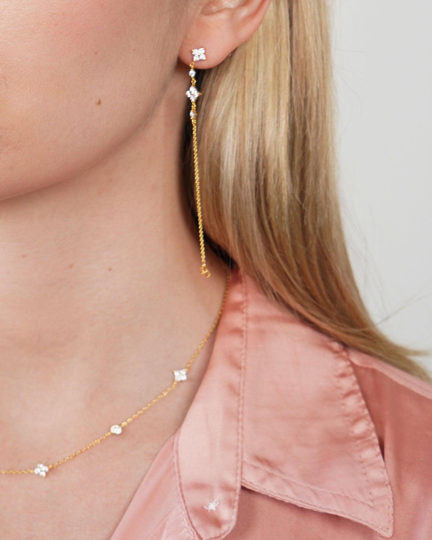 Gold clover earrings