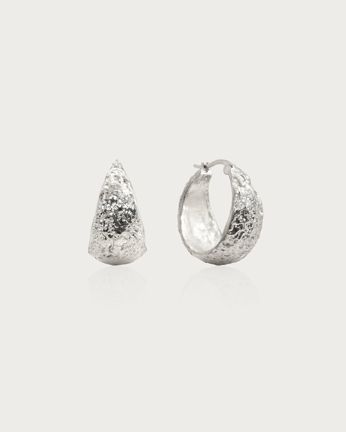 Round gold earrings
