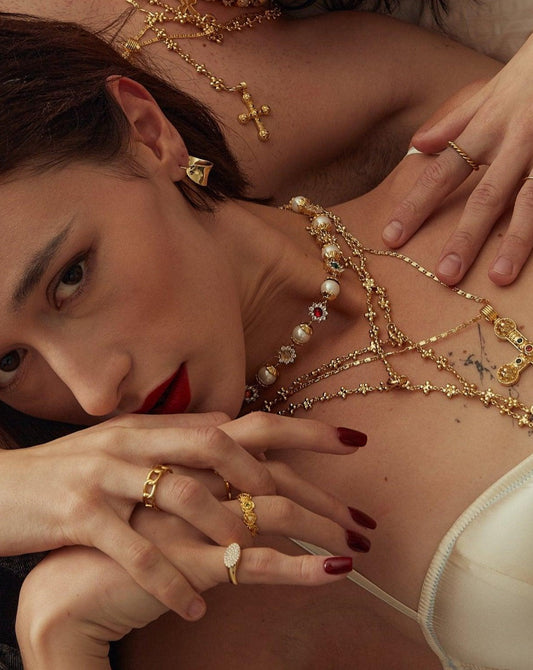 Hoop Earrings in Gold